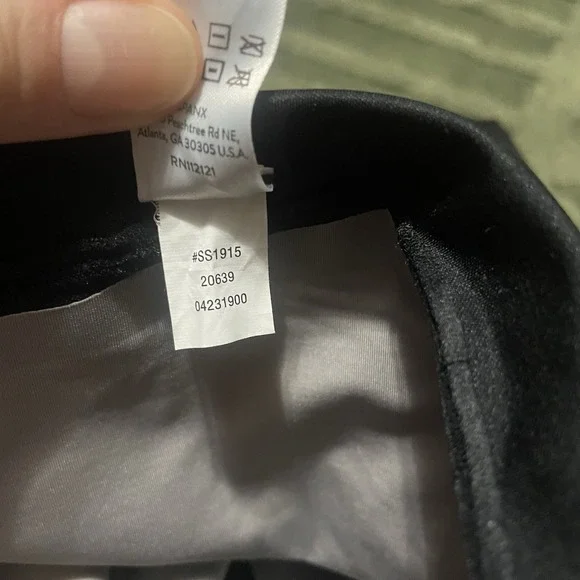 Spanx Sculpt On Core High Waist Mid Thigh Shorts Black Size XS Sculpting Contour - Picture 12 of 15